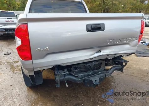 2021 Toyota Tundra Limited из США, поврежденный, VIN 5TFHY5F17MX968070